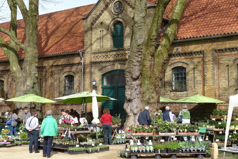 Garten & Ambiente LebensART 2019 im Landgestüt Warendorf Spökenkieker